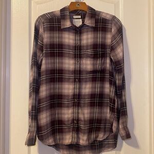 American Eagle Outfitters Women’s Boyfriend Fit Maroon Flannel Size Small NWOT
